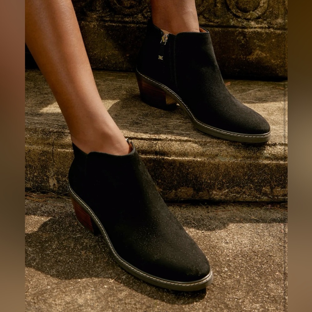 Sam Edelman “PRYCE” Black Ankle Booties Women’s Sz-6.5M